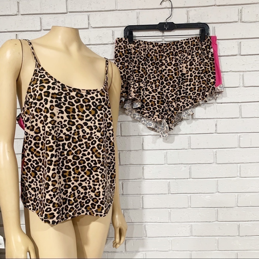 French Affair Women’sLeopard Print‎ Cami Top/Shorts